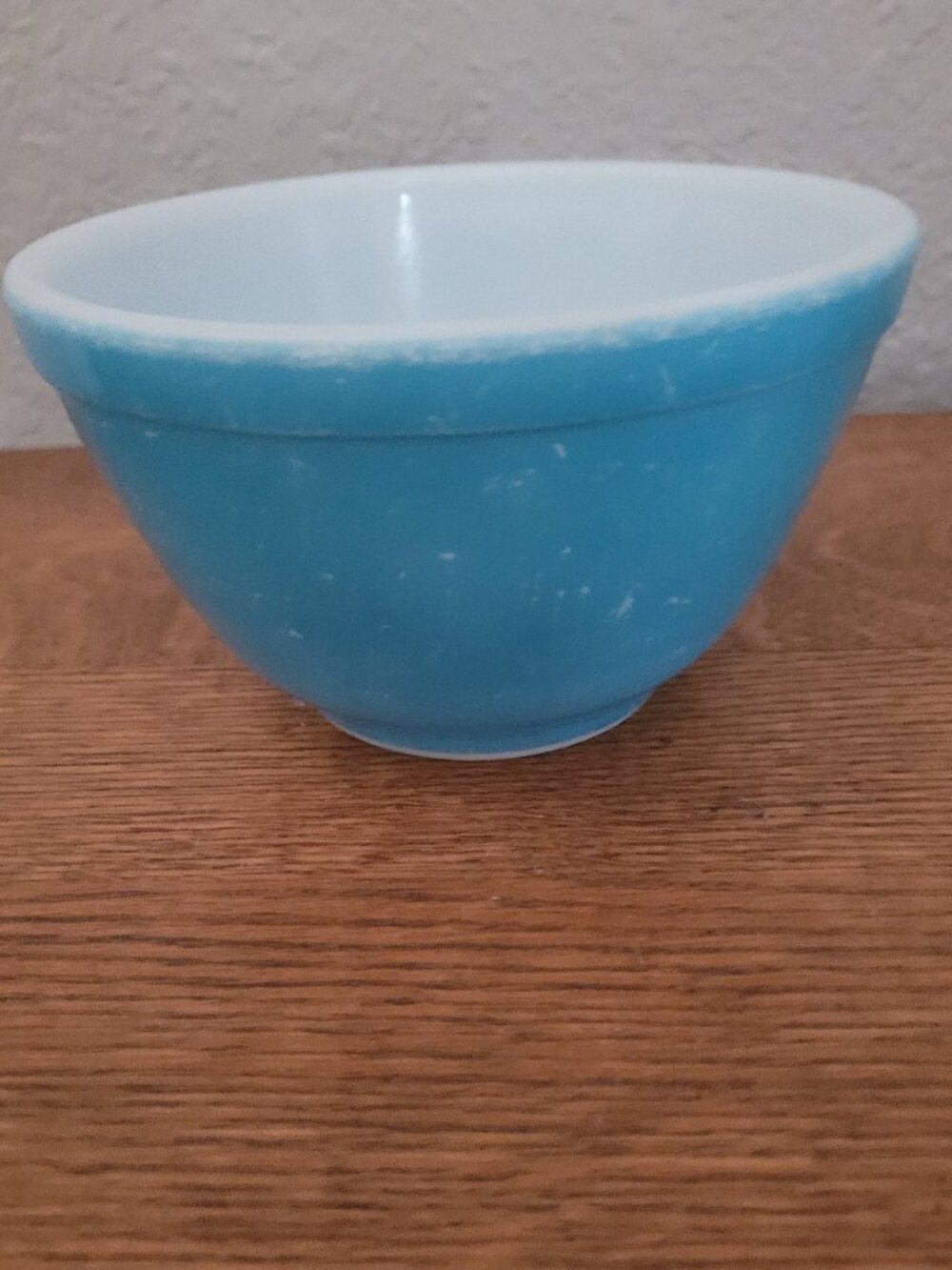 Vintage Pyrex #401 Blue Milk Glass Mixing Bowl White Interior USA